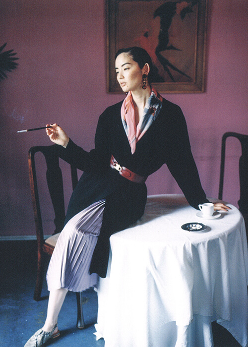 AMI SUZUKI24