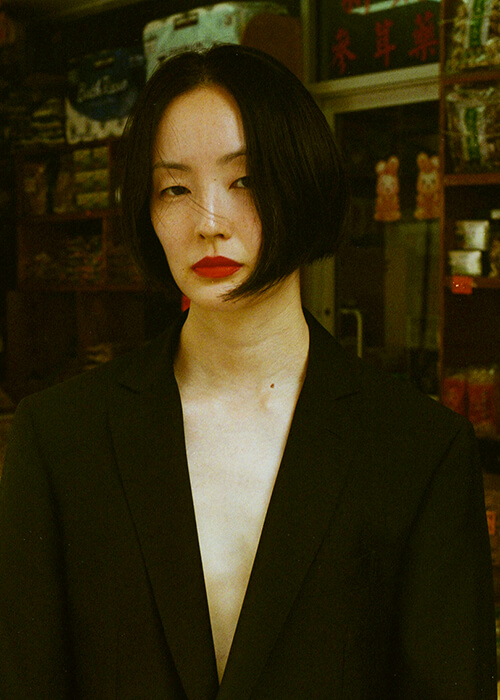 AMI SUZUKI7