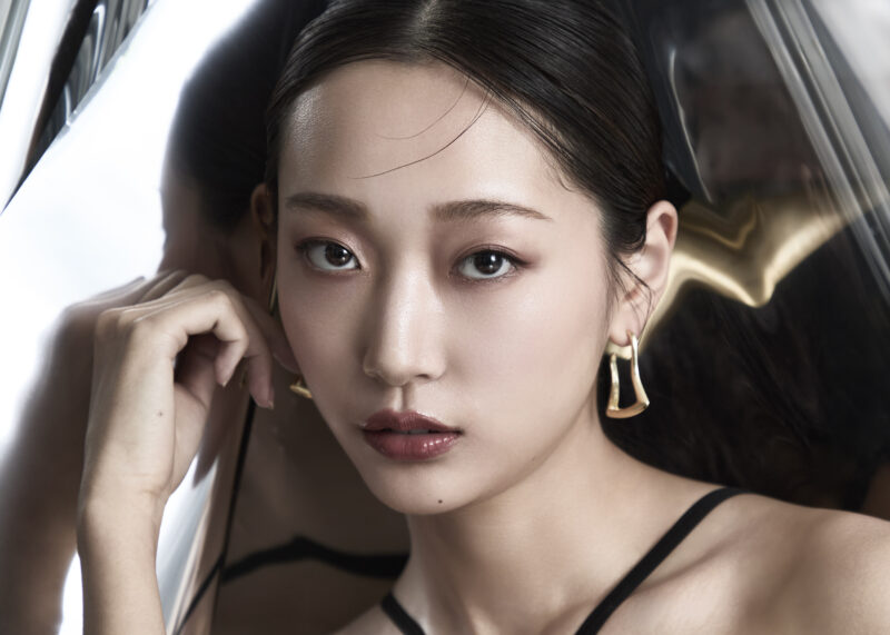 ANNA YOSHIZAKI16