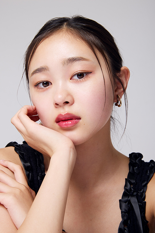 YUNA MACHINO9